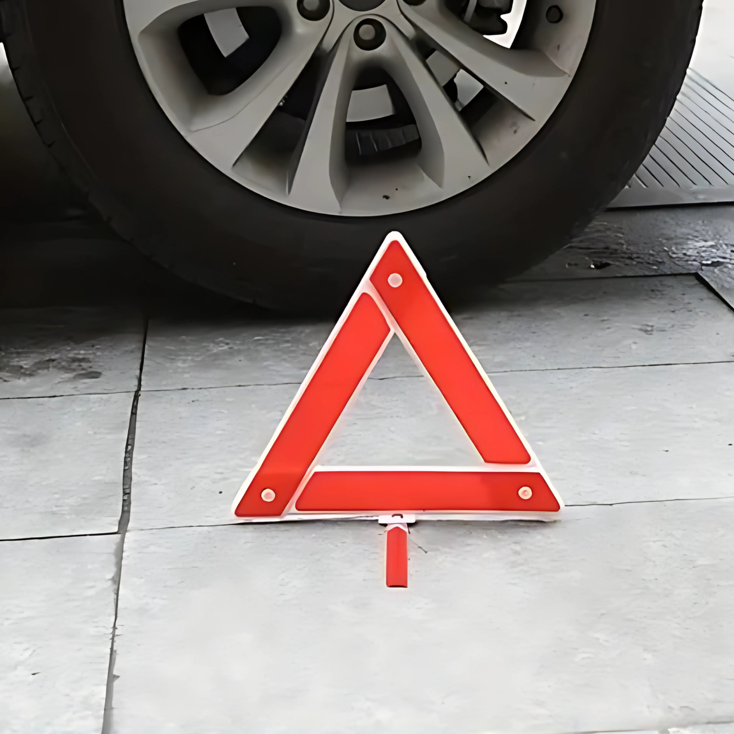 Panneau de Signalisation d'Urgence Réfléchissant pour Voiture – Triangulaire, Pliable, 30x30cm